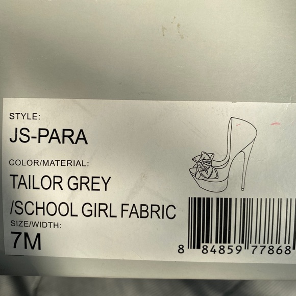 Jessica Simpson’s Para Tailor Grey Open toe heels. - Picture 11 of 12